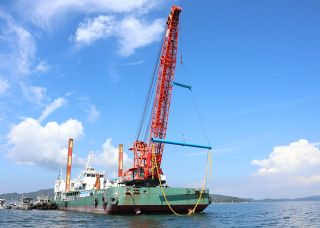 笠岡諸島・北木島沖で海底耕運　豊かな海を目指し地元企業が実施