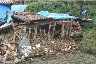【災害から学ぶ】住民グループ発足 防災・減災の要　高齢化進み共助の維持課題　鳥取県西部地震で被災の新見市千屋地区