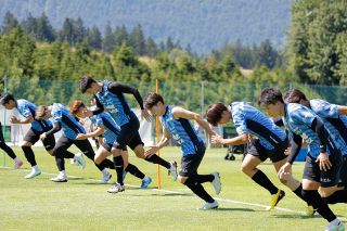 ファジアーノ欧州で戦術浸透　８月のJ１開幕へ　オーストリアでキャンプイン