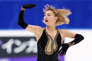 坂本花織Ｖ４、世界フィギュアへ　１６歳島田麻央が２位