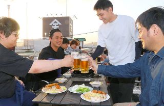 ビアガーデン 夏気分を満喫　天満屋倉敷店でオープン