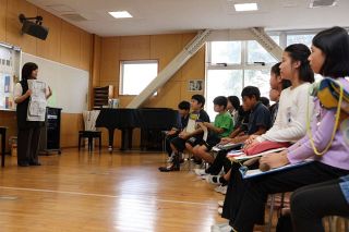 地元企業知れて楽しい　岡山中央小６年生が職業体験