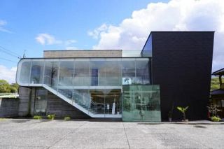 【戦後８０年】ホロコースト伝え開館３０年　広島の記念館、平和問う　世界６０カ国から遺品寄贈