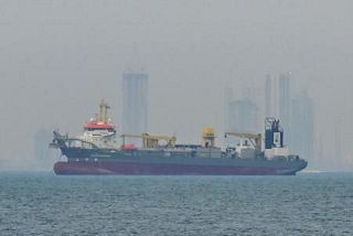 【ホルムズ海峡封鎖】最悪のシナリオ顕在化　景気後退とインフレ併存も