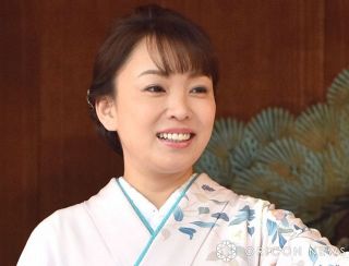 杜このみ、高安関との夫婦2ショットが「ラブラブ」「幸せいっぱい」と話題　結婚5周年祝うディナーで乾杯