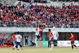 ファジ ホーム初戦飾れず Ｇ大阪に逆転負け １.４万人が後押しも