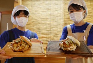特産ヒラメの消費拡大や生産振興へ　鏡野の飲食店 オリジナルバーガー販売