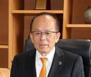 新首長インタビュー・石田実新見市長（６８）　福祉のまちで定住促進