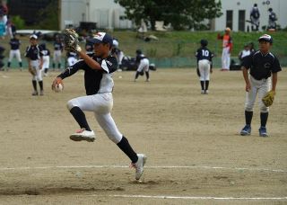 倉敷フレンドクラブが優勝　鴨方少年ソフト交歓大会