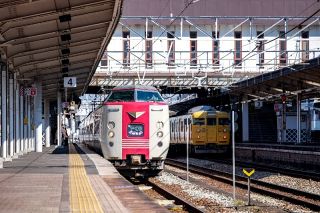 伯備線倉敷駅　伯耆大山駅へ１３８.４キロの起点