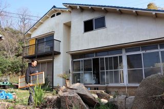笠岡諸島・高島の魅力満喫できる宿泊施設に　ロカヒ運営の長瀬さん、ＣＦで空き家修繕費募る
