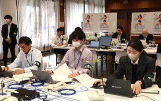 衆院選投開票速報の手順確認　岡山県選管がリハーサル