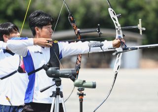 岡山 成年男女と少年男子の３種別突破　国スポ中国ブロック予選アーチェリー