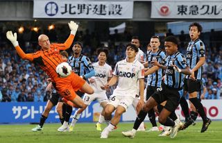 ファジアーノ２連勝ならず　アウェーで川崎に１―２で屈す