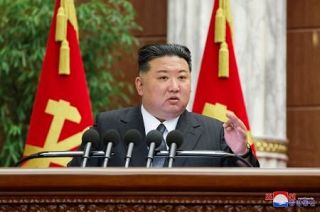 金正恩氏、米国に「超強硬戦略」　重要会議で方針、核開発に触れず