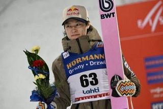 Ｗ杯ジャンプ、小林陵侑が３位　復帰の二階堂蓮は１４位