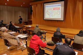 サルの農作物被害防げ　真庭市が市民研修会