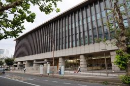 岡山県立図書館 １０月連携展示・通路展示