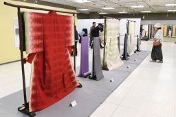 第59回日本伝統工芸染織展