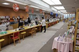 連携展示「結核予防週間、呼吸器感染症予防週間及び非結核性抗酸菌症啓発週間」
