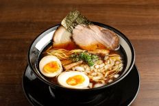 極麺狐晴